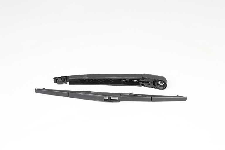 BSG Βραχίονας υαλοκ., καθαρ. τζαμιών BSG 40-990-006 Μπράτσο υαλοκαθαριστήρα BSG Seat IBIZA BSG 40-990-006