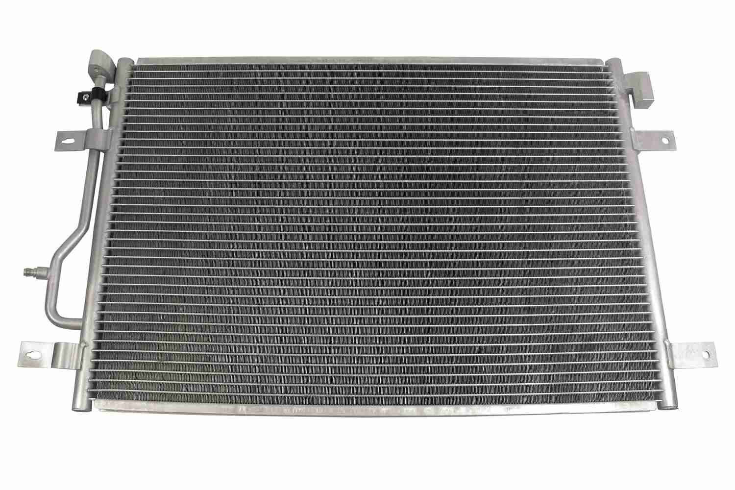 VEMO Condensatore climatizzatore V15-62-1020 V15-62-1020 Radiatore aria condizionata VEMO FIAT GRANDE PUNTO costo