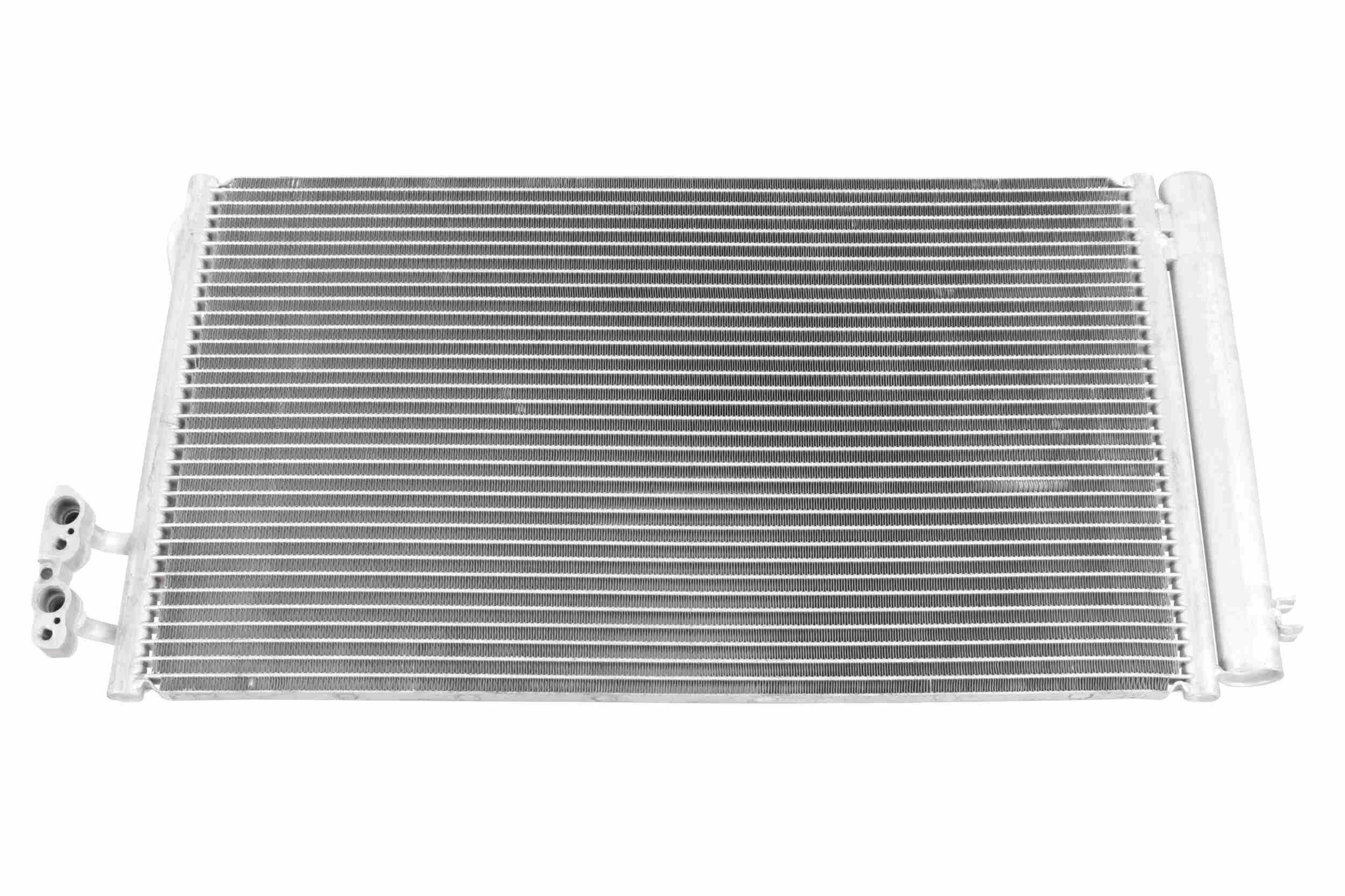 VEMO Condensor voor airco V20-62-1024 V20-62-1024 Original Quality Condensor voor airco BMW 1-serie VEMO