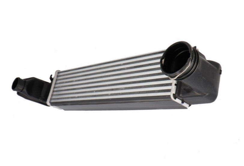 CLIMTEX Välijäähdytin CH4-225 CH4-225 CLIMTEX Välijäähdytin BMW X5