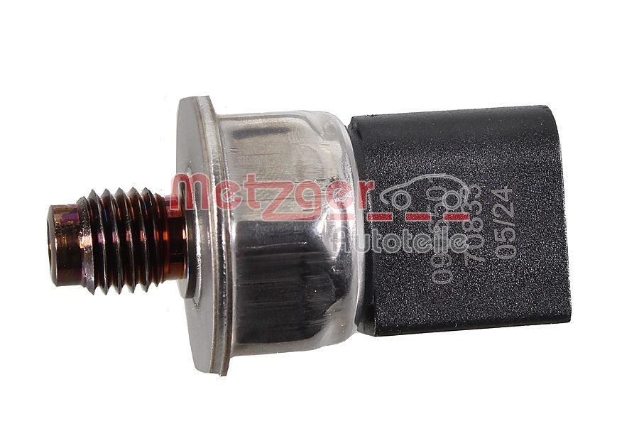 METZGER Senzor tlaku paliva 0906501 METZGER 0906501 Senzor tlaku paliva Trieda E Valník / Podvozok (VF211) originálne cena