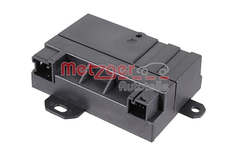 METZGER Styreenhet, drivstoffpumpe 2250605 METZGER 2250605 Drivstoffpumperelé Mercedes Benz W203 pris