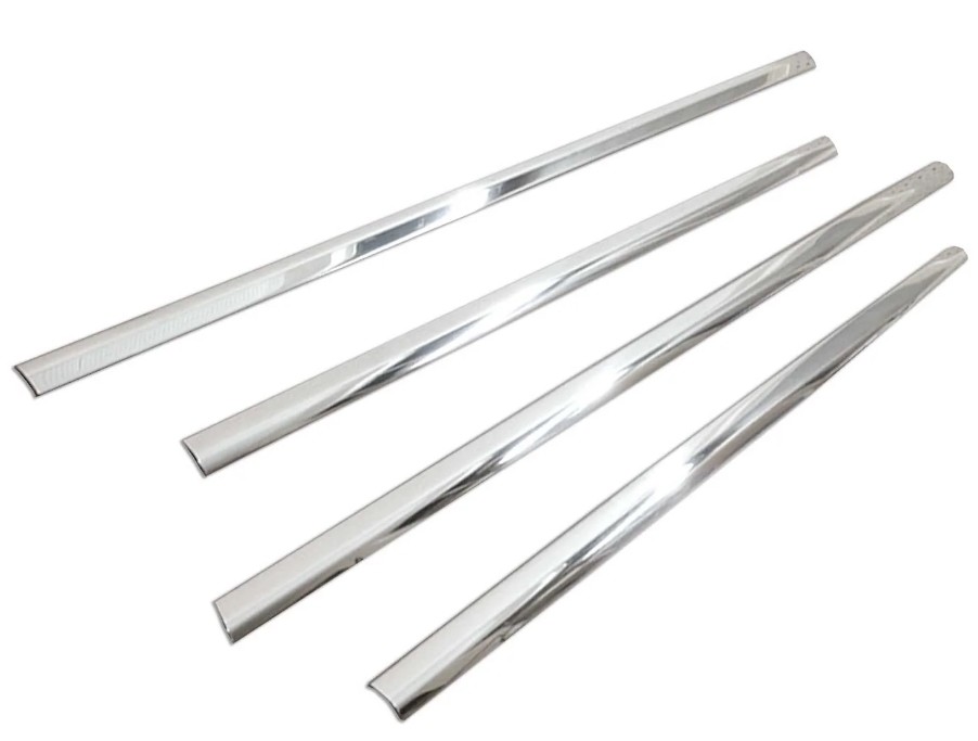Baguette et bande protectrice, vitre de porte OMAC 5008141 OMAC 5008141: Joint d'étanchéité pare brise Nissan QASHQAI 2024