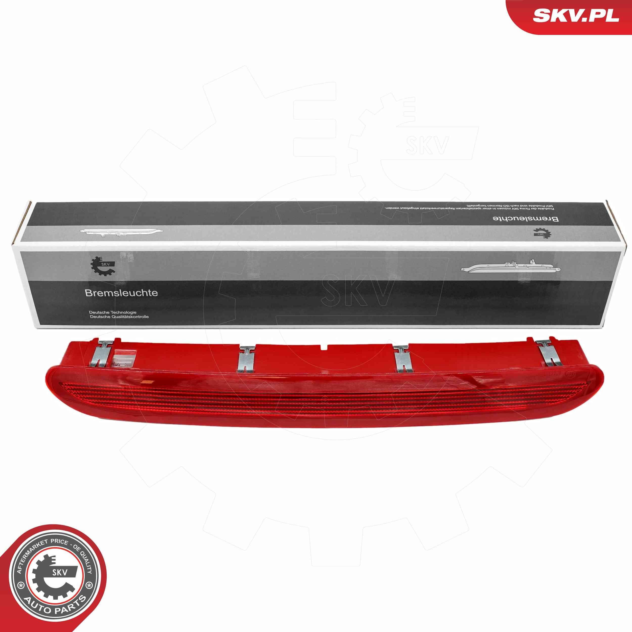 ESEN SKV Feu stop additionnel 72SKV823 ESEN SKV Troisième feu stop 72SKV823 expérience