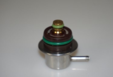 Regolatore pressione carburante STARQ SQ429-01102 STARQ SQ429-01102 Regolatore pressione benzina e diesel Volkswagen TRANSPORTER 2021