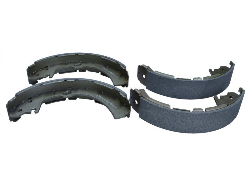 MAXGEAR Bromsbacksats 19-5635 Urvan E24 Bromsbackar MAXGEAR 19-5635