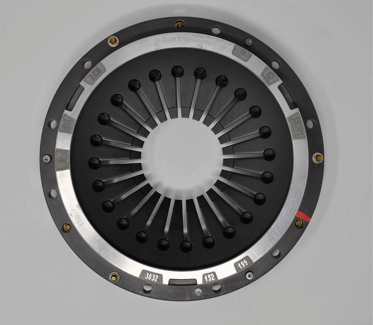 SACHS PERFORMANCE Kytkimen painelevy 883082 001487 SACHS PERFORMANCE 883082 001487 Porsche 997 Cabriolet kytkinasetelma vaihto hinta