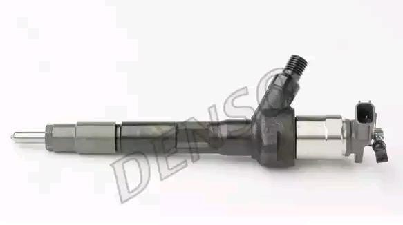 DENSO Sissepritsedüüs DCRI300010 DENSO DCRI300010 Sissepritsedüüs MAZDA CX-3 (DK) 2.0 SKYACTIV-G 156 hj 2021