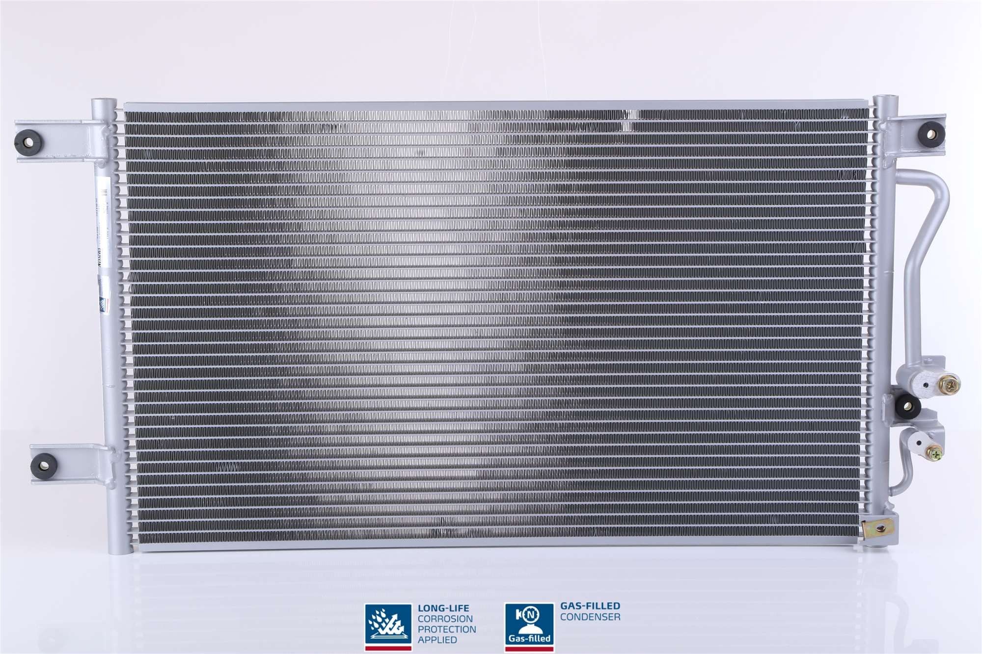 Kondenzátor klimatizácie NISSENS 94790 NISSENS 94790: Chladič klimatizácie Mitsubishi L 200 2001