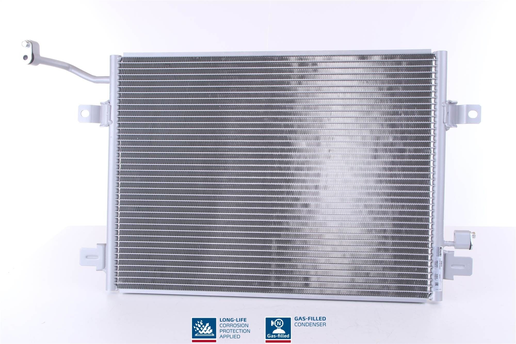 Condensatore climatizzatore NISSENS 94835 NISSENS 94835 Condensatore aria condizionata Jaguar XJ 2011