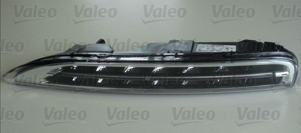 Clignotant VALEO 044561 VALEO 044561 Clignotant de rétroviseur PORSCHE CAYENNE 2004