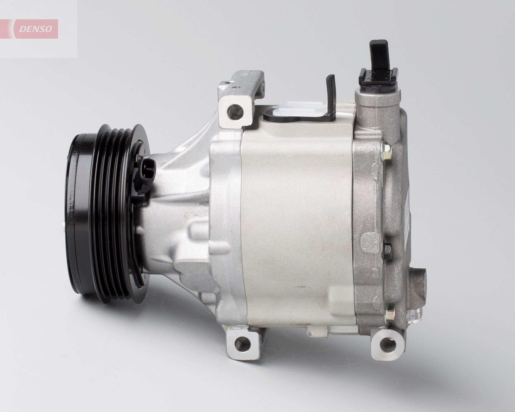 DENSO Kompresor klimatizácie DCP36001 Klimatizácia Subaru Legacy 4 Kombi: Kompresor klimatizácie DENSO DCP36001