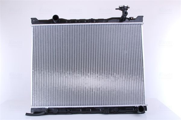 Radiateur du moteur NISSENS 66766 NISSENS 66766: Radiateur de refroidissement moteur Kia SORENTO 2009
