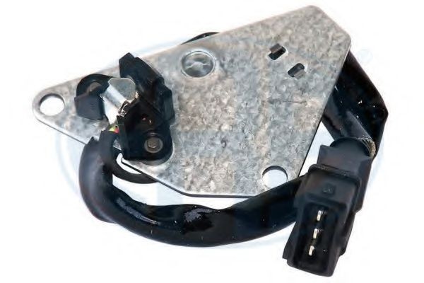 ERA Sensor, posição da árvore de cames 550113 ERA 550113 Sensor, posição da árvore de cames ALFA ROMEO 155 (167) 2.0 16V Turbo Q4 (167.A2B, 167.A2C, 167.A2E) 190 cv 1994