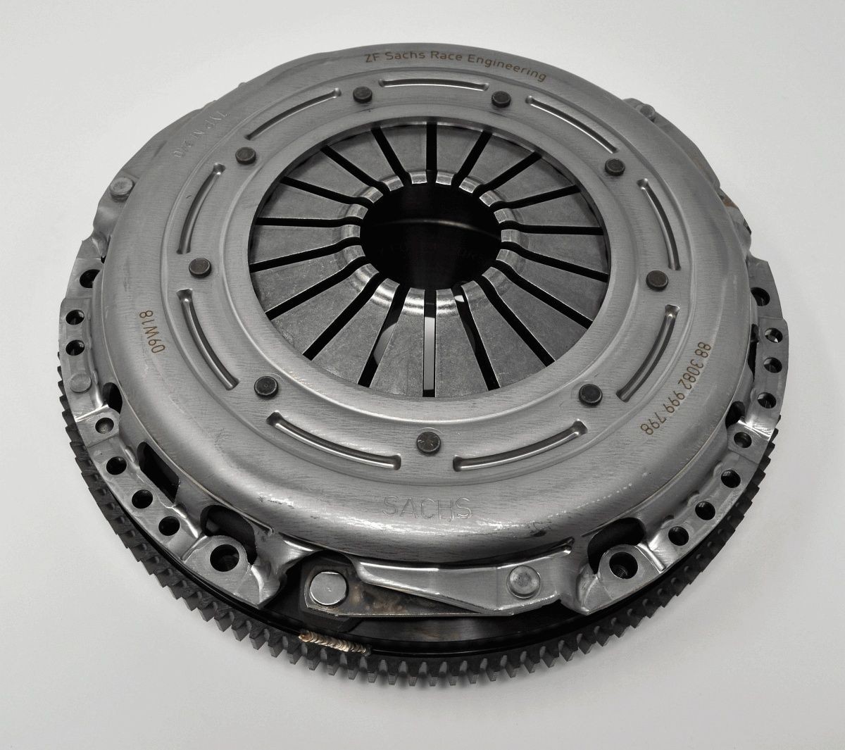 SACHS PERFORMANCE Kytkinpaketti 883089 000112 883089 000112 SACHS PERFORMANCE Performance Kytkinpaketti Audi A3 hinta