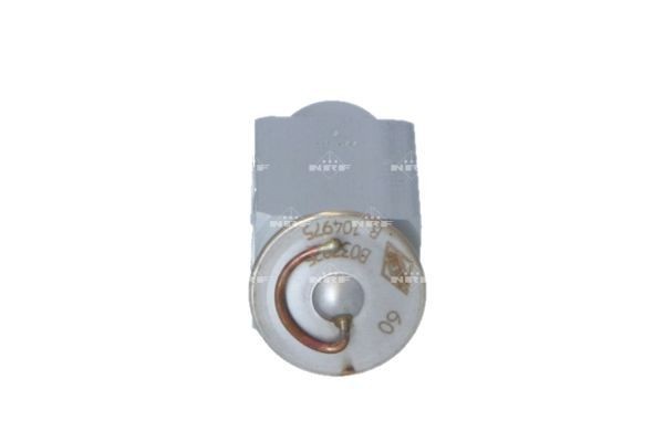 NRF Clutch, kjølevifte 49522 NRF 49522 Radiatorvifte kobling Transit Mk3 Minibuss (VE6) pris