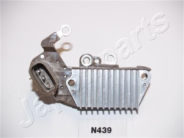 JAPANPARTS Jänniteensäädin RE-N439 RE-N439 JAPANPARTS Laturin jännitteensäädin CITROЁN C8