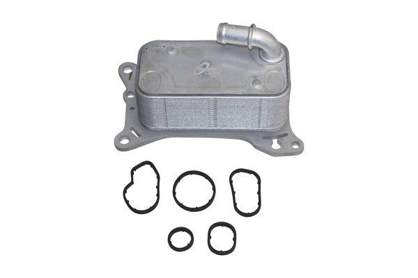 TRUCKTEC AUTOMOTIVE Engine oil cooler 02.18.102 MERCEDES-BENZ CLA TRUCKTEC AUTOMOTIVE oil cooler 0218102
