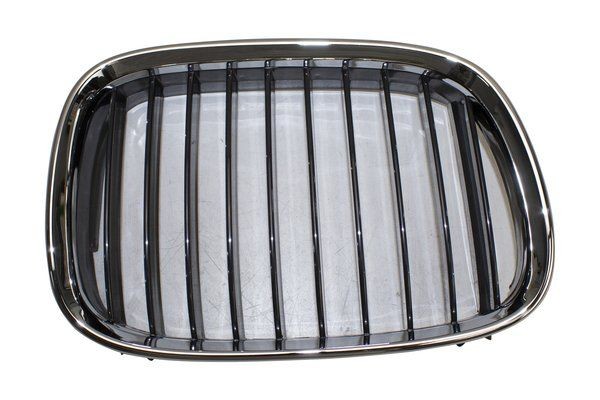 TRUCKTEC AUTOMOTIVE Jäähdyttimen säleikkö 08.62.250 08.62.250 TRUCKTEC AUTOMOTIVE Etusäleikkö FIAT 128