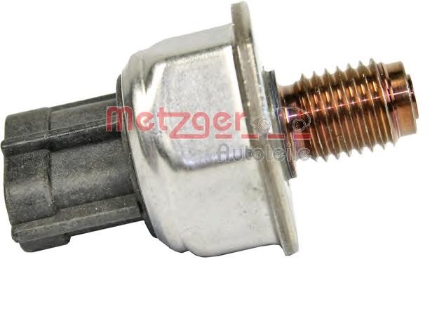 Brandstofdruksensor METZGER 0906211 METZGER 0906211: Sensor brandstofdruk Mitsubishi L 200 2022
