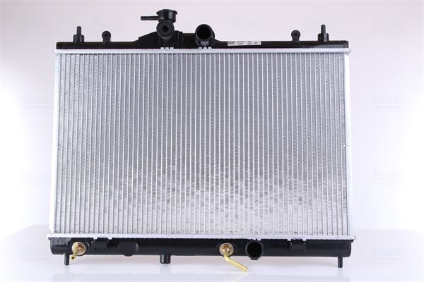Chladič motora NISSENS 68763 NISSENS 68763: Chladič motora Nissan BLUEBIRD 2004