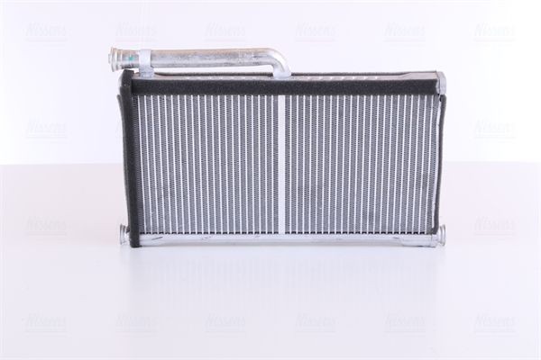 NISSENS Siltummainis, Salona apsilde 70233 NISSENS 70233 Salona apsildes radiators Audi A6 C6 Allroad par izdevīgu cenu