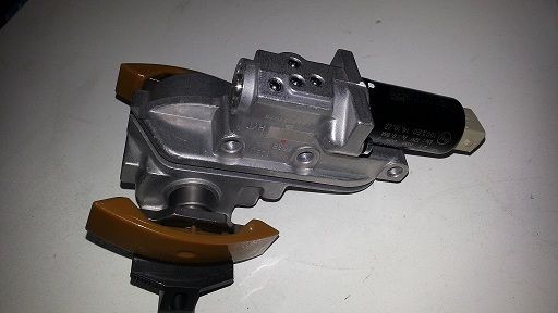 BUGIAD Nokka-akselin ajoitussäädin BSP23354 BSP23354 BUGIAD Nokka-akselin hammaspyörä NISSAN PIXO