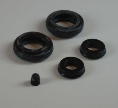 AISIN Σετ επισκευής, κυλινδράκι φρένου τροχού AGK-004 AGK-004 Σετ επισκευής, κυλινδράκι φρένου τροχού KIA CARENS AISIN