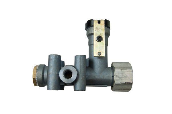 TRUCKTEC AUTOMOTIVE Ilmajousiventtiili 03.30.036 TRUCKTEC AUTOMOTIVE 03.30.036 Ilmajousiventtiili