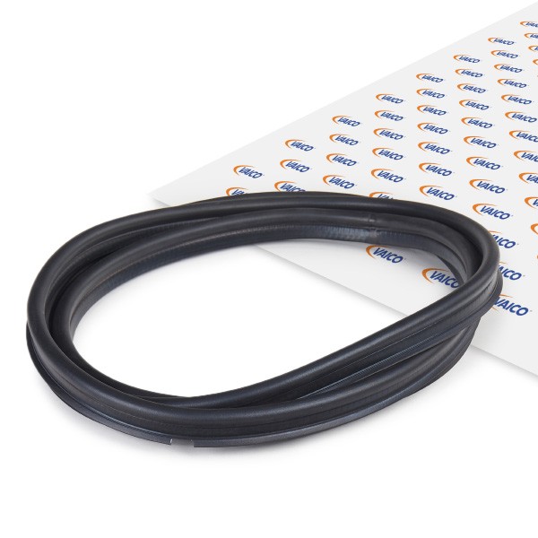 VAICO Tätning, bagagelucka V30-1561 V30-1561 VAICO bagagelucka VOLVO 740