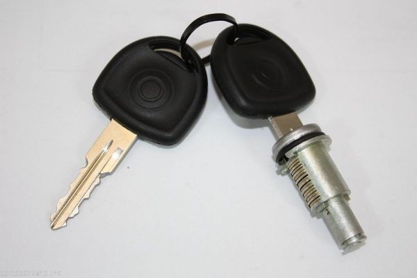 AUTOMEGA Låsecylinder 100077810 100077810 Låsecylindersæt OPEL TIGRA AUTOMEGA