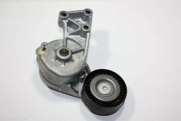 AUTOMEGA Napínacie rameno rebrovaného klinového remeňa 130015710 AUTOMEGA 130015710 Napínacie rameno rebrovaného klinového remeňa VW T5 Van cena