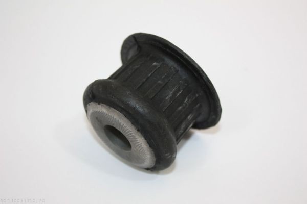 AUTOMEGA Vaihteiston tuki, autom. 130033310 130033310 AUTOMEGA Vaihdelaatikon tukikumit Hyundai COUPE hinta