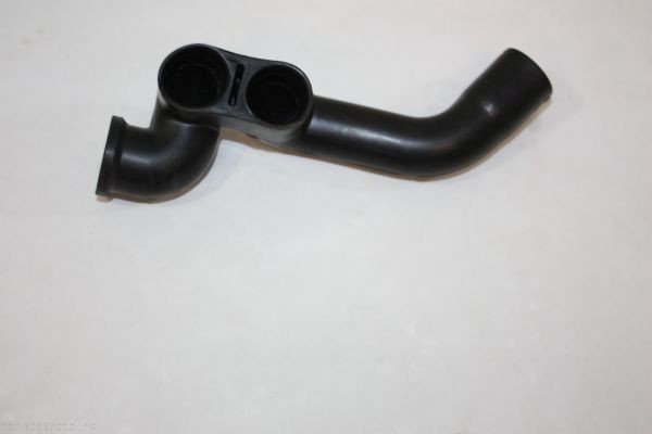 AUTOMEGA Flessibile, Scarico aria copritestata 130037010 130037010 Tubo flessibile, scarico aria copritestata AUTOMEGA Seat