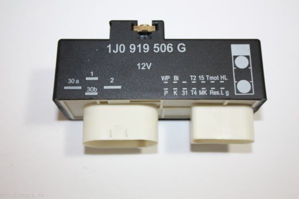 AUTOMEGA Ställanordning, elfläkt (kylsystemet) 150039610 150039610 AUTOMEGA Ställanordning, elfläkt (kylsystemet) Land Rover