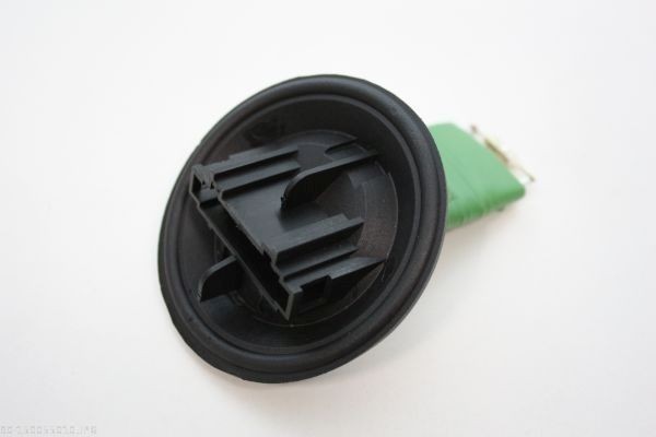 AUTOMEGA Αντίσταση, βεντιλατέρ εσωτ. χώρου 150055010 AUTOMEGA 150055010 Αντίσταση μοτέρ καλοριφέρ Seat Toledo 4 τιμες