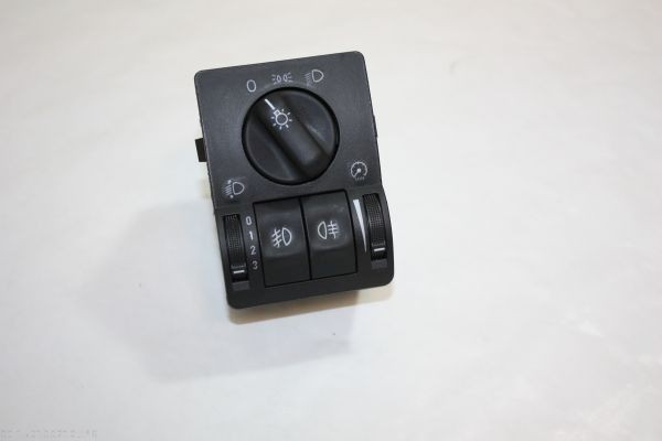 AUTOMEGA Kontakt, forlysgte 150109210 AUTOMEGA 150109210 Vectra Mk1 (B) Sedan (J96) Lyskontakt pris