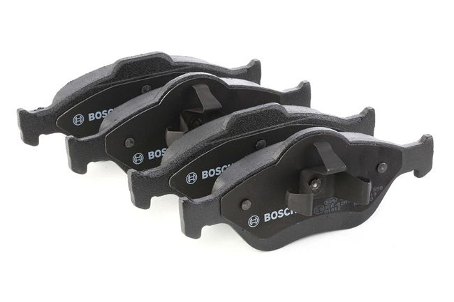 BOSCH Fékbetét készlet, tárcsafék 0 986 424 558 Mazda 121 Jasm 2002 BOSCH Fékbetét készlet, tárcsafék 0 986 424 558
