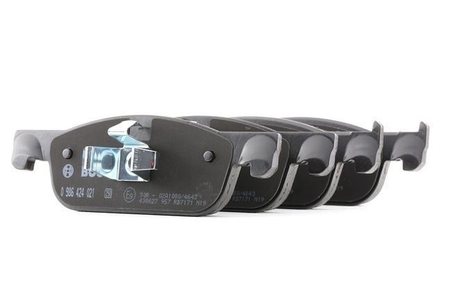 BOSCH Kit pastiglie freno, Freno a disco 0 986 424 021 BOSCH Kit pastiglie freno a disco 0 986 424 021 - 21,64 €