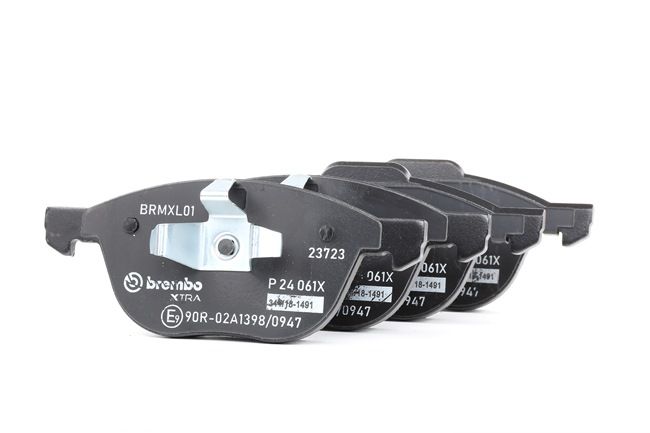 BREMBO Bremsbeläge Bremsbelagsatz Bremsklötze Vorne P 11 016
