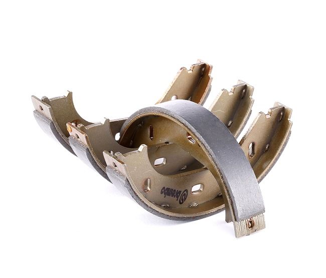 BREMBO Bromsbackar, sats, parkeringsbroms S 06 505 BREMBO Handbromsbackar S 06 505 - 212,46 kr