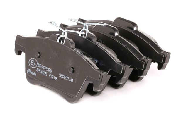 BREMBO Remblokkenset, schijfrem P 24 148 BREMBO Remblokken P 24 148 - 29,20 €