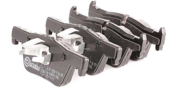 BREMBO Remblokkenset, schijfrem P 06 071 BREMBO Remblokset P 06 071 - 36,57 €