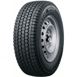 Bridgestone 195 70 R15 104/102N Let lastbil, Personbil Blizzak W965 78141